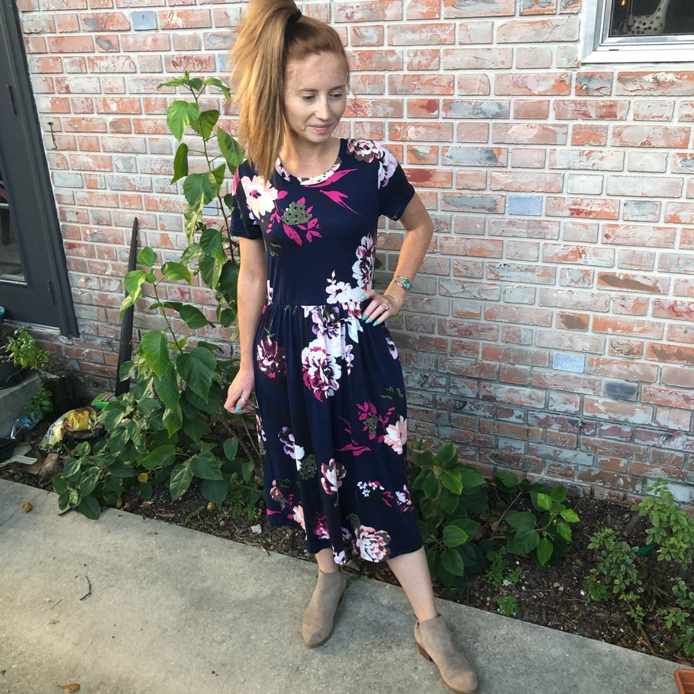 Reborn J Navy Floral Midi Dress with POCKETS NEW! - Picture 7 of 8